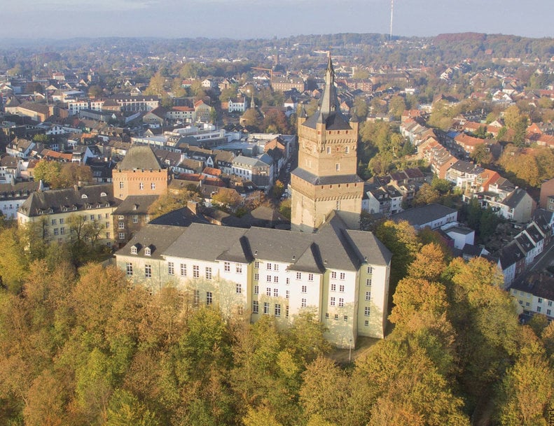 Schneller Abtransport von Museumsinventar aus dem 5. Stock